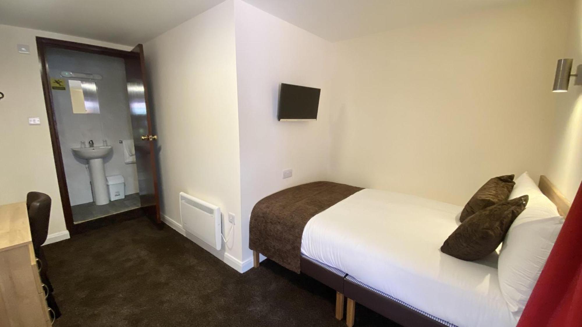 Russ Hill Hotel Charlwood Ruang foto